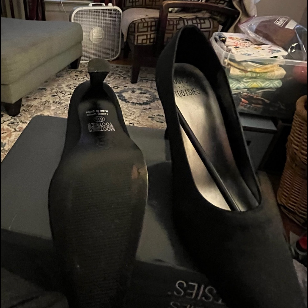 Mooties Collection black satin heels